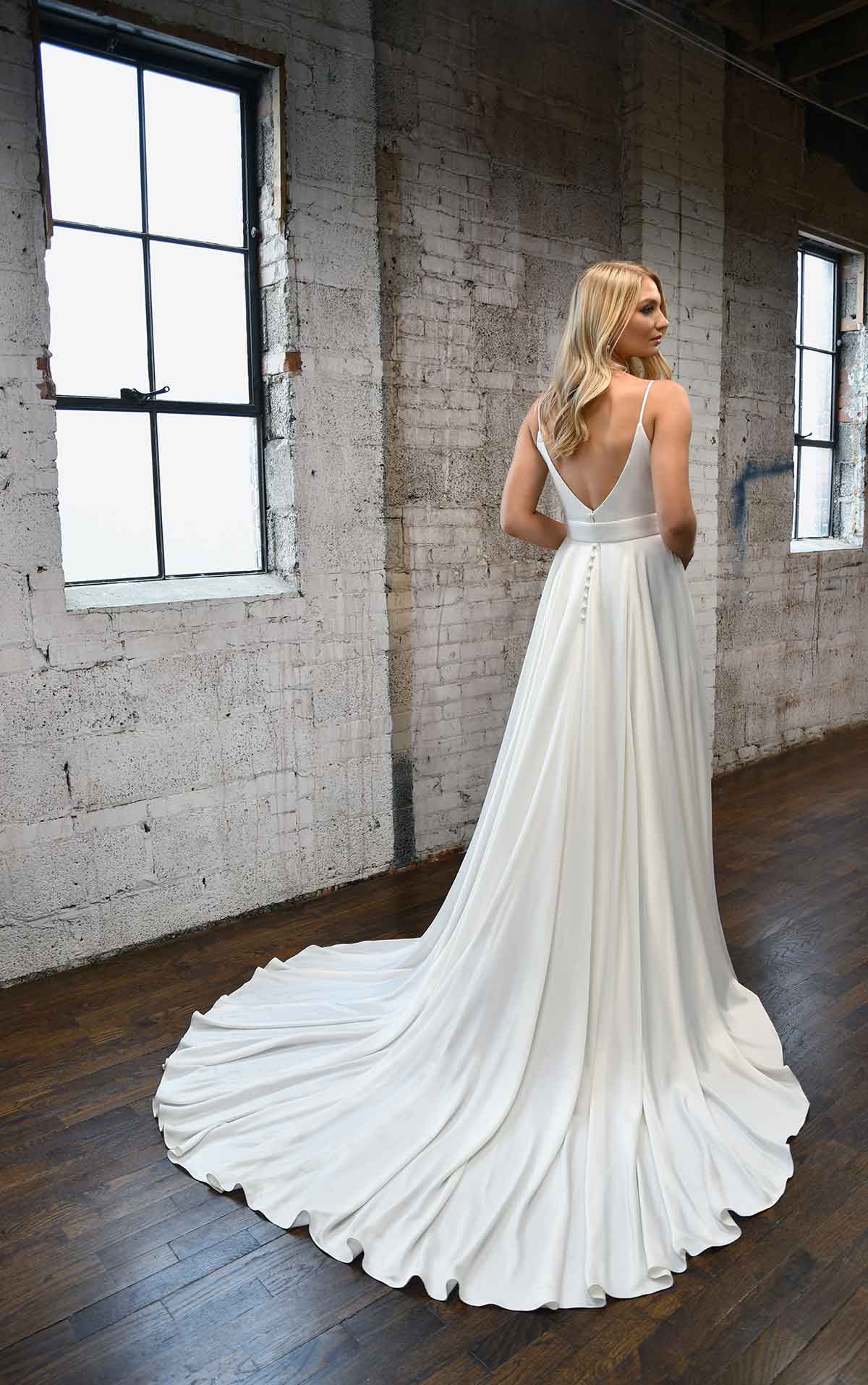 Martina Liana 1386 - Size 12 - Image 6