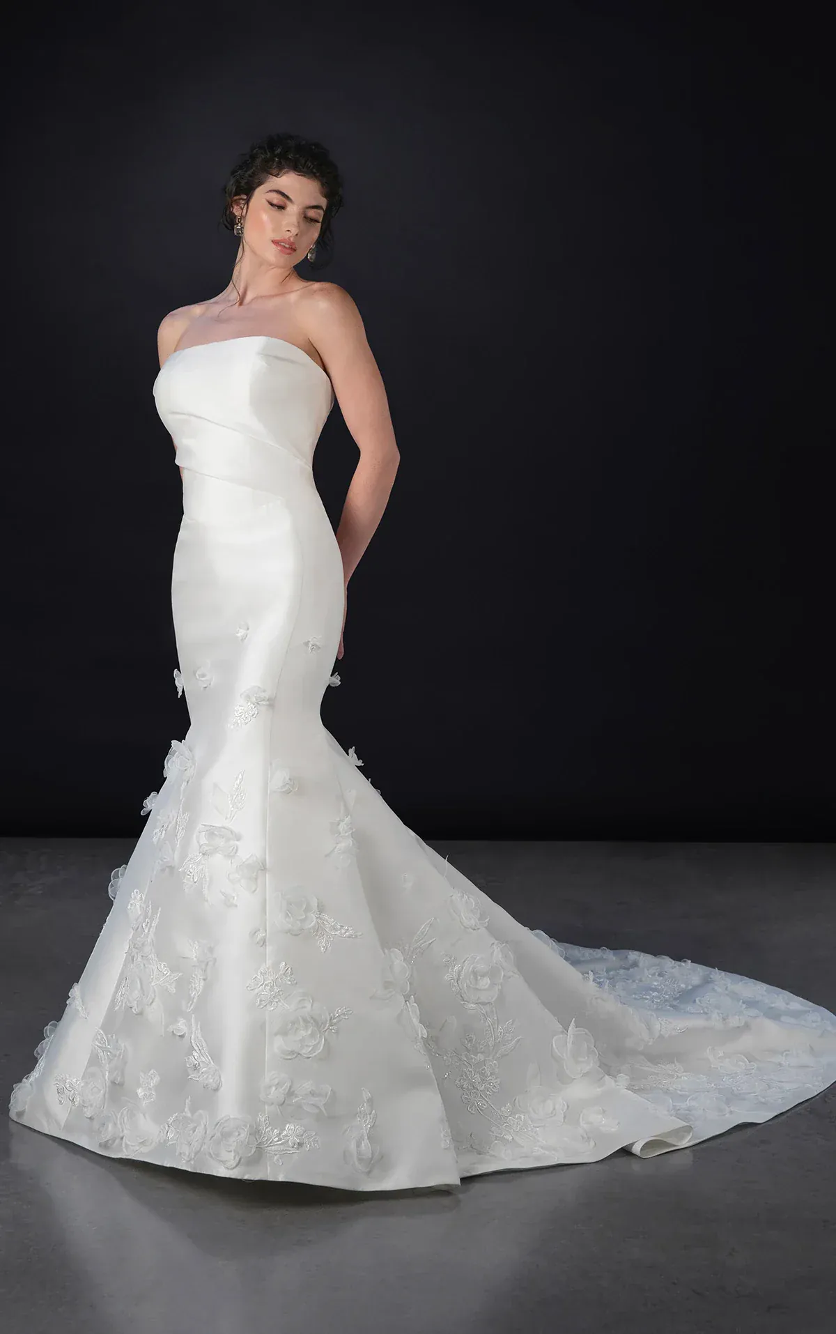 Martina Liana 1868 - Size 14