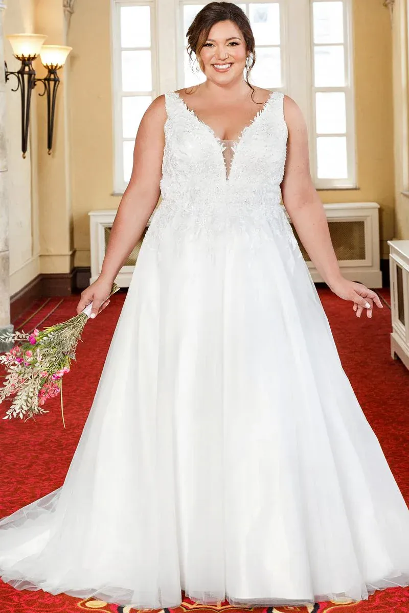 Michelle Bridal MB2305 - Size 20