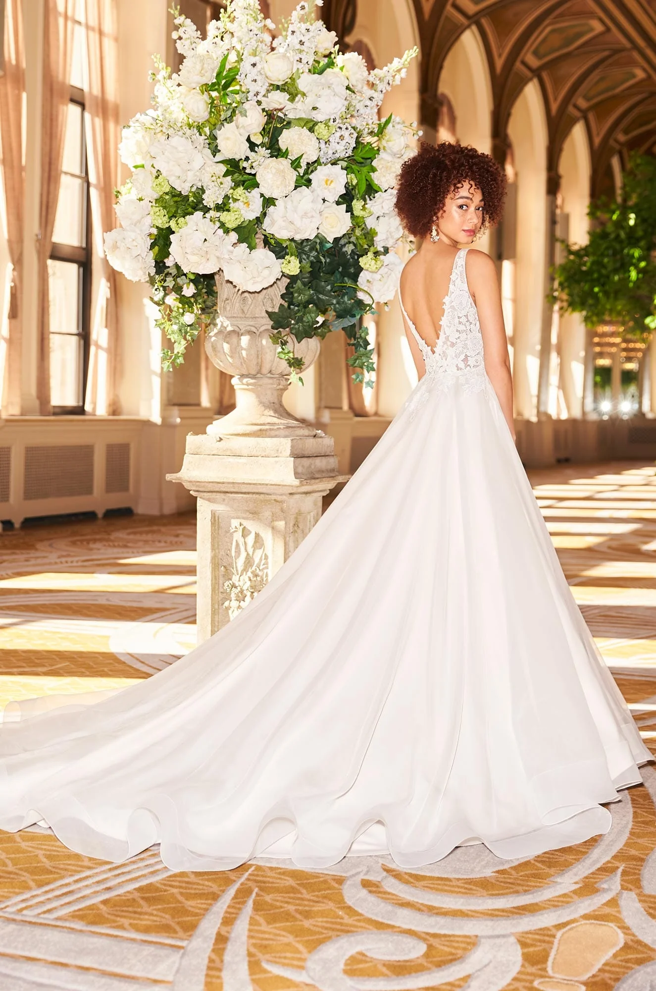Mikaella 2356 - Size 10 - Image 2