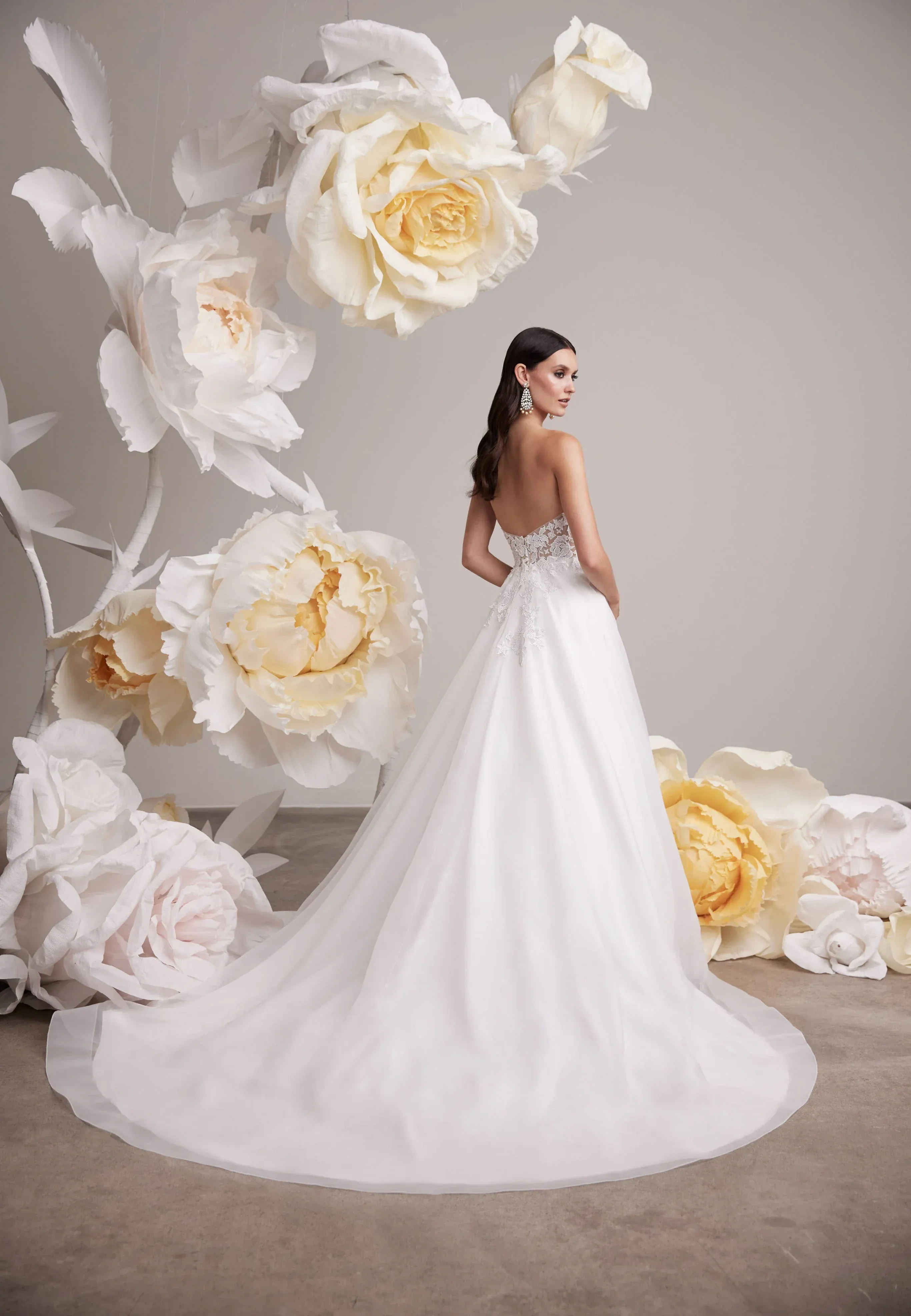 Mikaella 2451 - Size 10 - Image 2