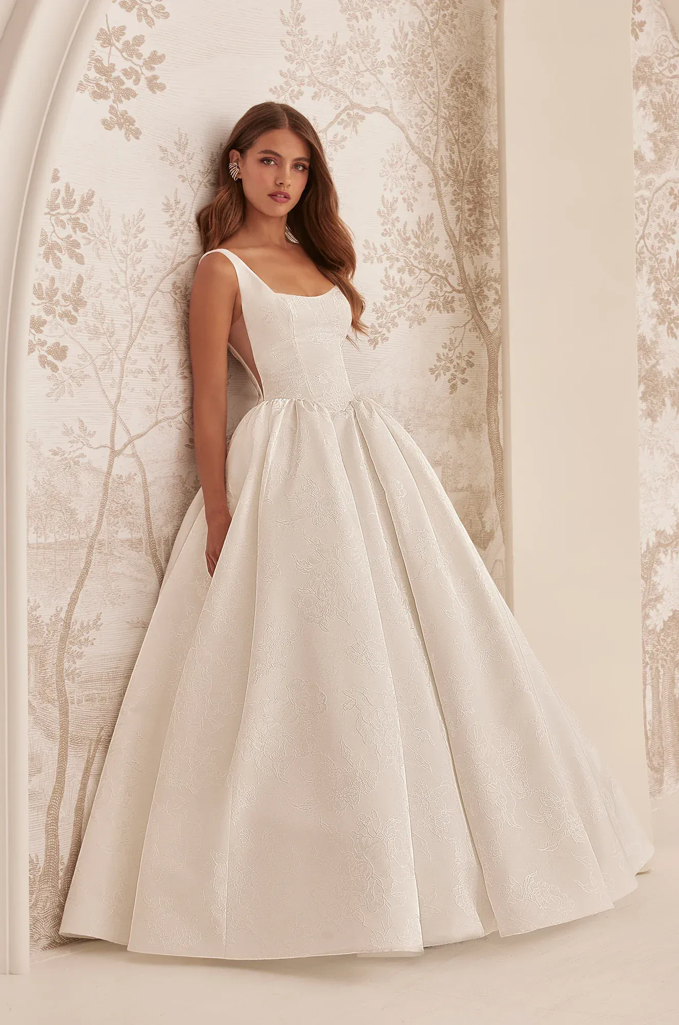 Mikaella M2531 - Size 12