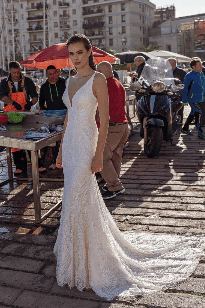 Modeca Selina - Size 16