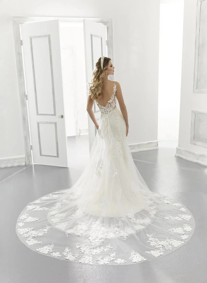 Morilee 2186 Amalia - Size 22 - Image 2