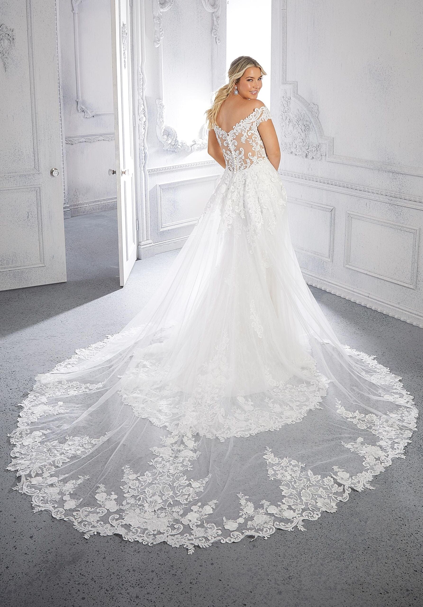 Morilee 3323 - Size 22W - Image 2