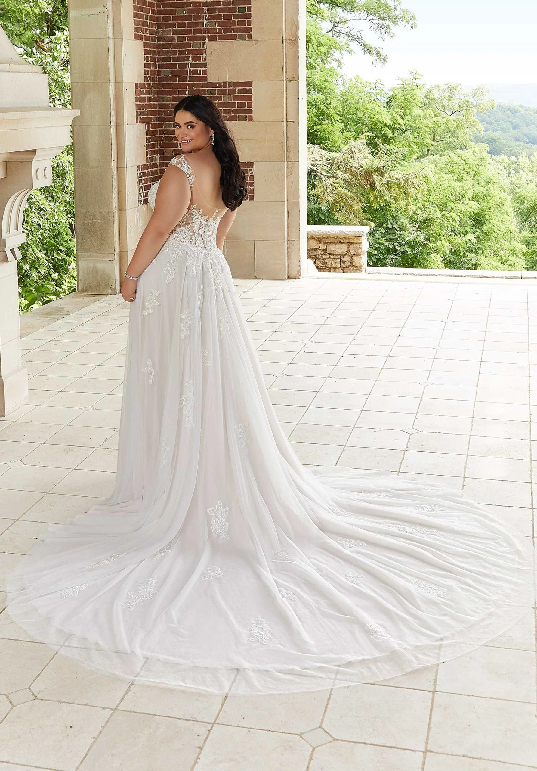 Morilee 3351 - Size 22 - Image 2