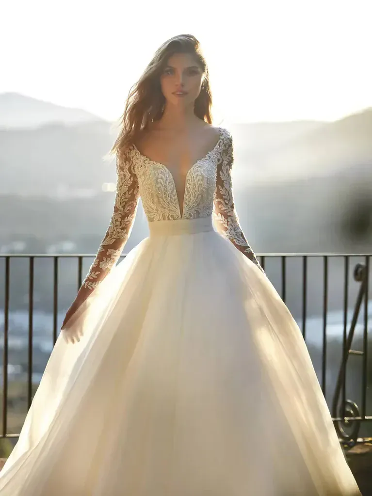 Nicole Colet Linden - Size 18 - Image 3