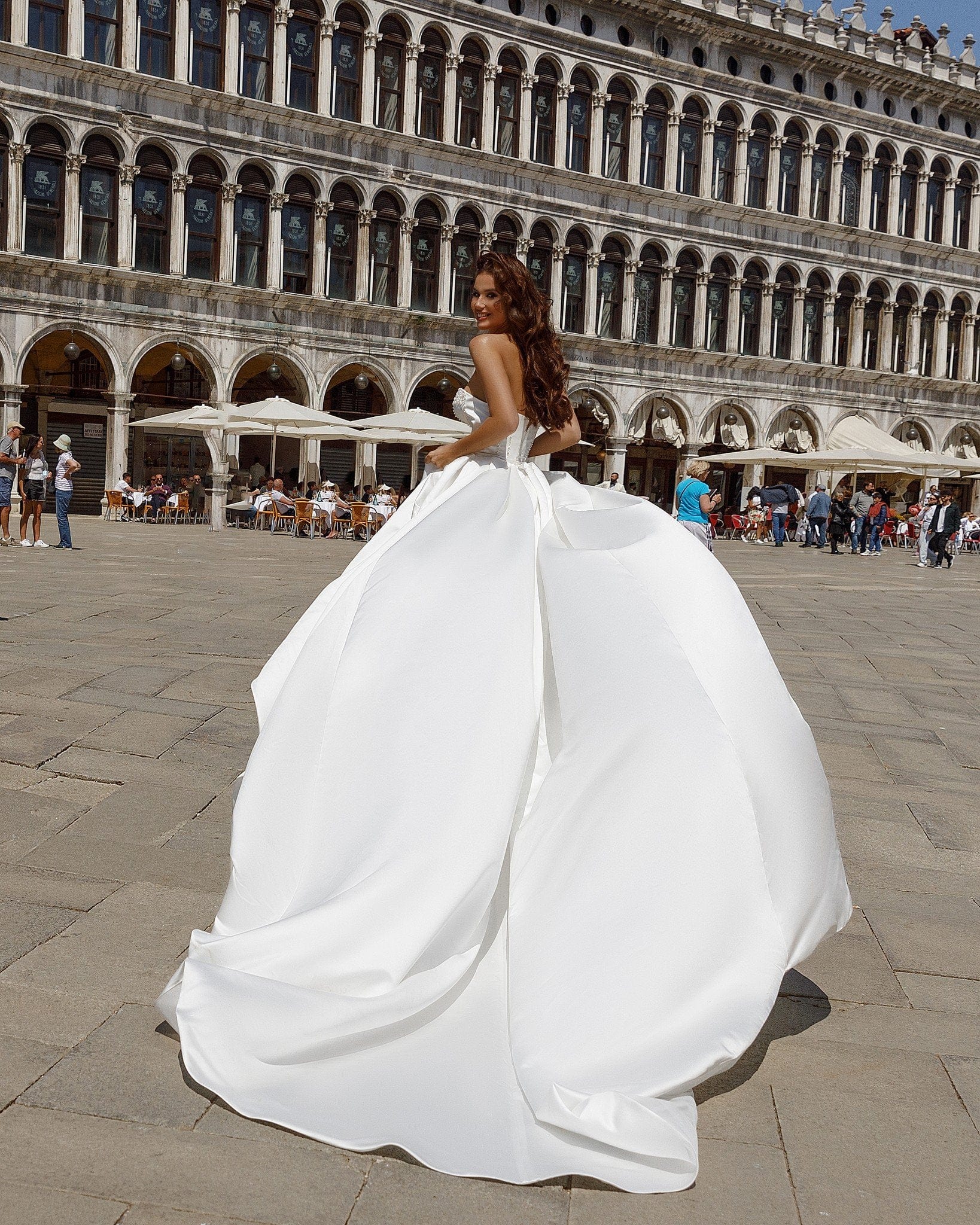Oksana Mukha Margaritte - Size 10 - Image 2