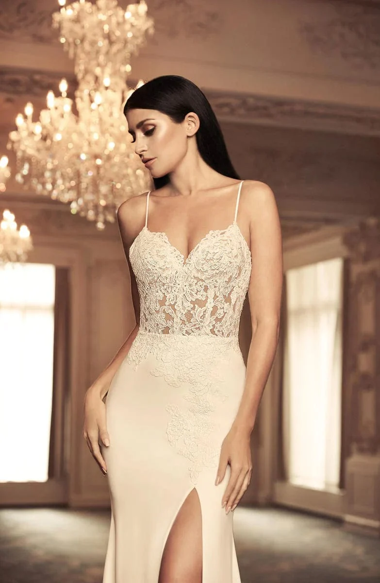 Paloma Blanca 4800 - Size 12 - Image 3