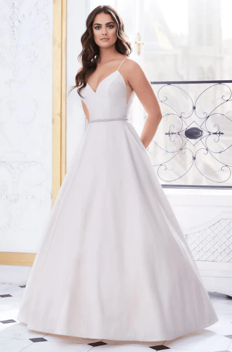 Paloma Blanca 4850 - Size 6