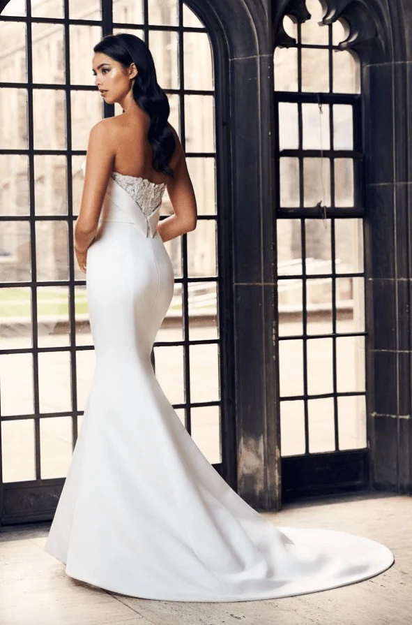 Paloma Blanca 4901 - Size 12 - Image 2