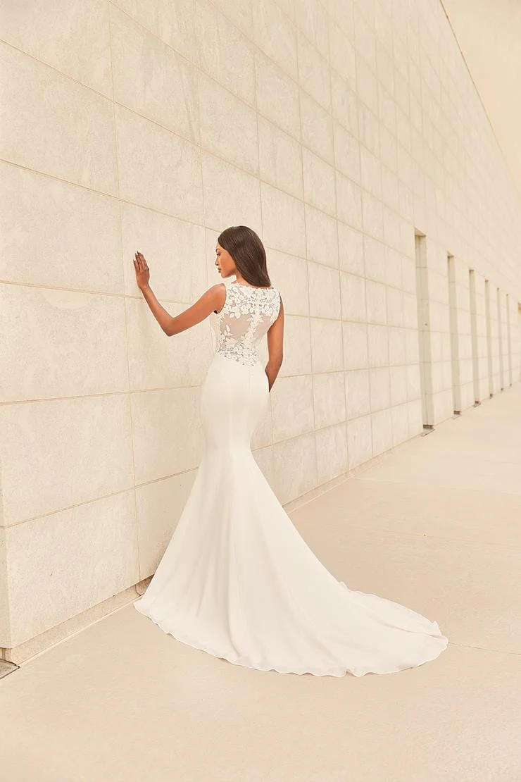 Paloma Blanca 4979 - Size 12 - Image 2