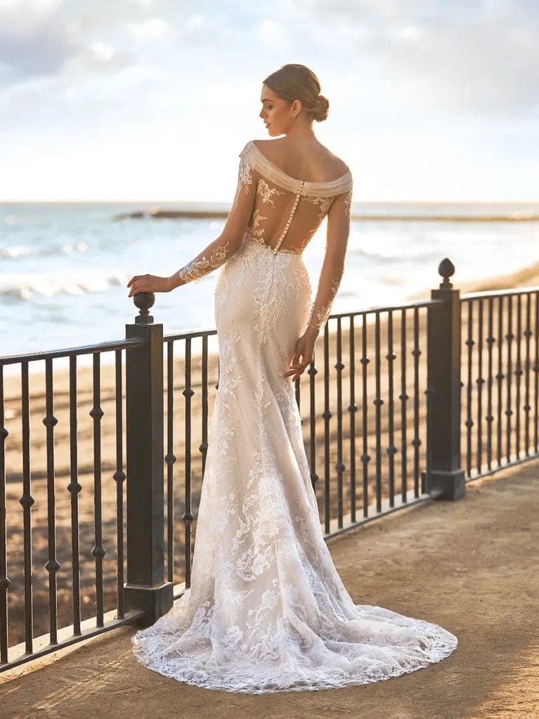 Pronovias Altair - Size 14 - Image 3