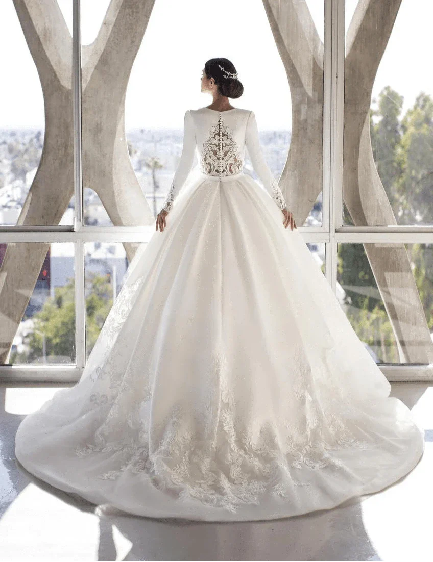 Pronovias Brown - Size 6 - Image 2