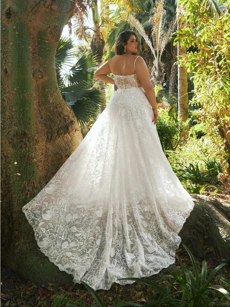 Pronovias Butina - Size 18 - Image 2
