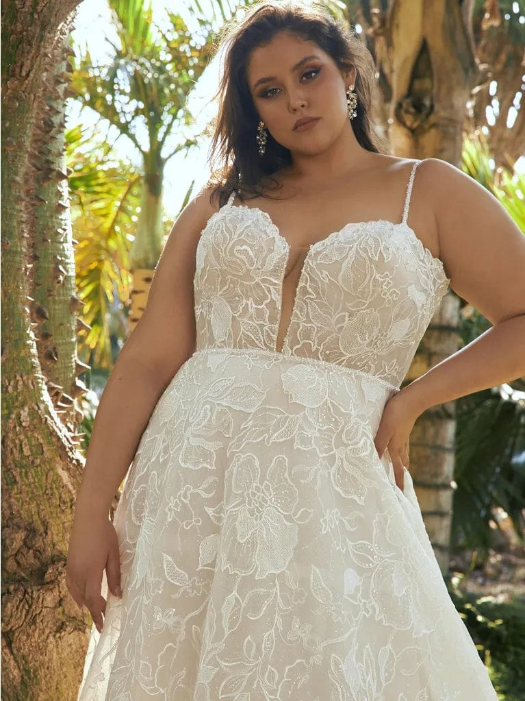 Pronovias Butina - Size 18 - Image 3