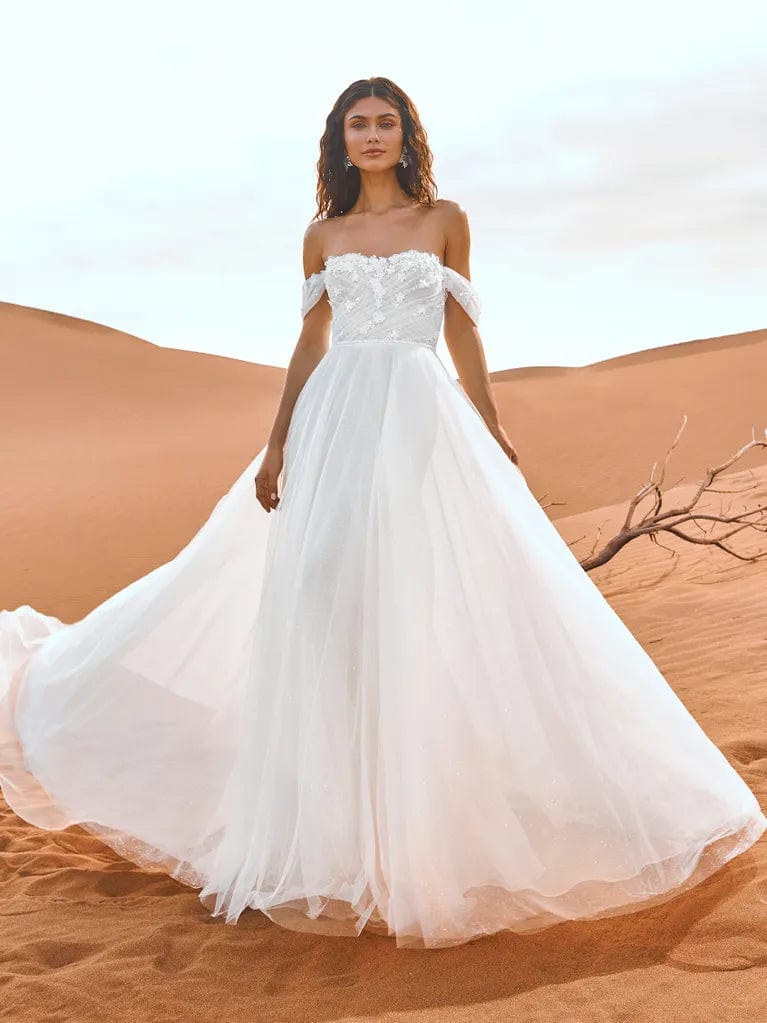 Pronovias Danxia - Size 8 - Image 2