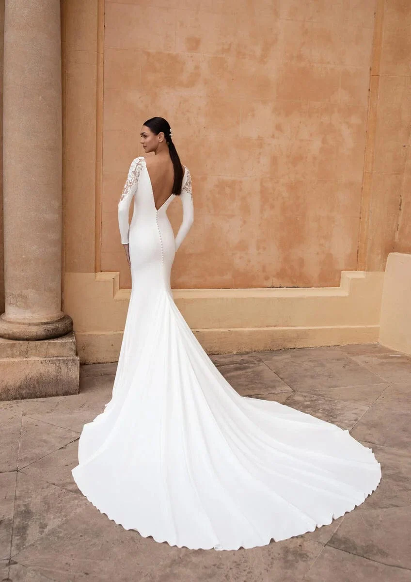 Pronovias Frostia - Size 10 - Image 2