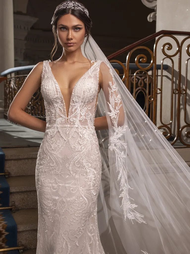 Pronovias Garbo - Size 12 - Image 3