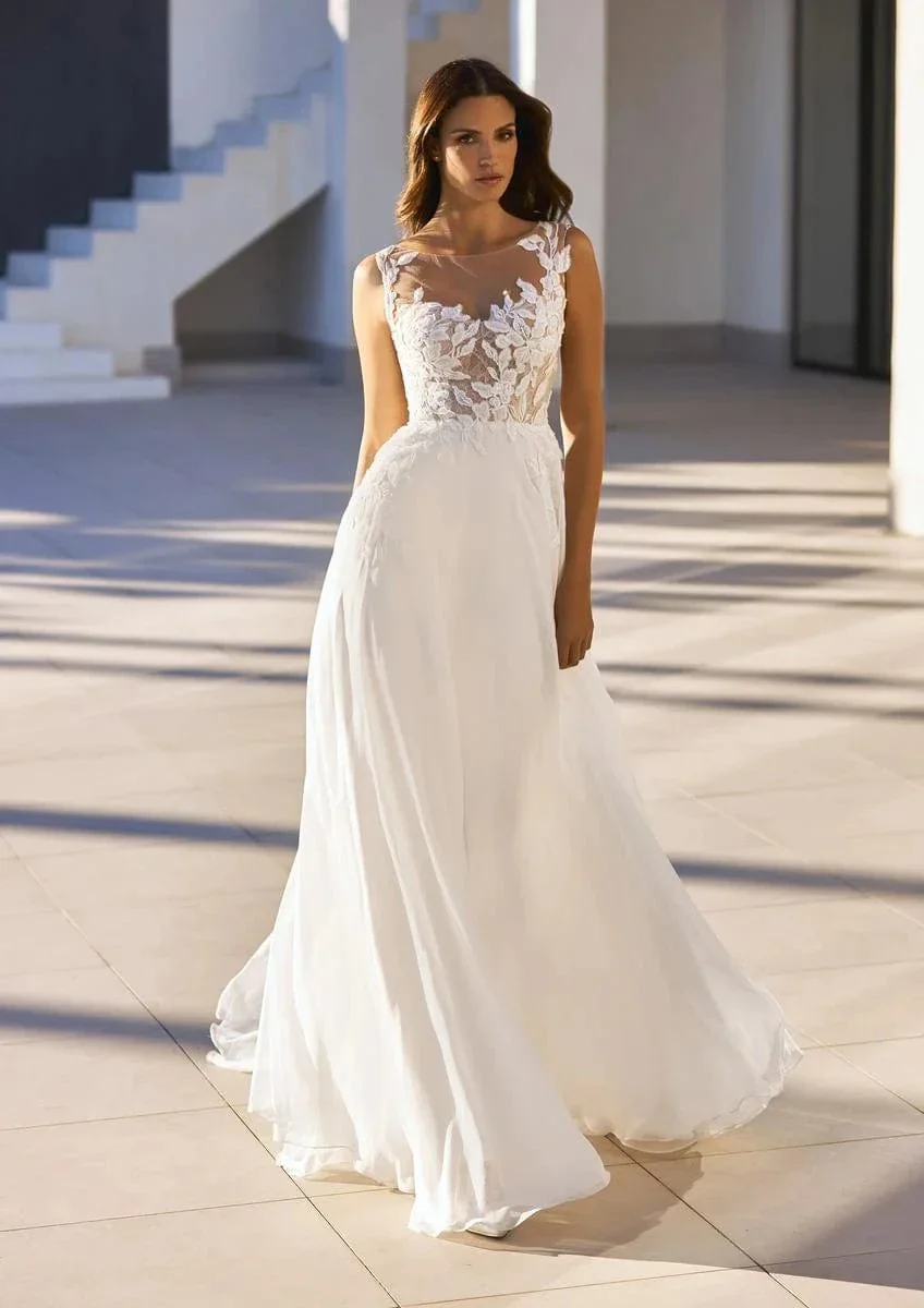 Pronovias Katinka - Size 14 - Image 3