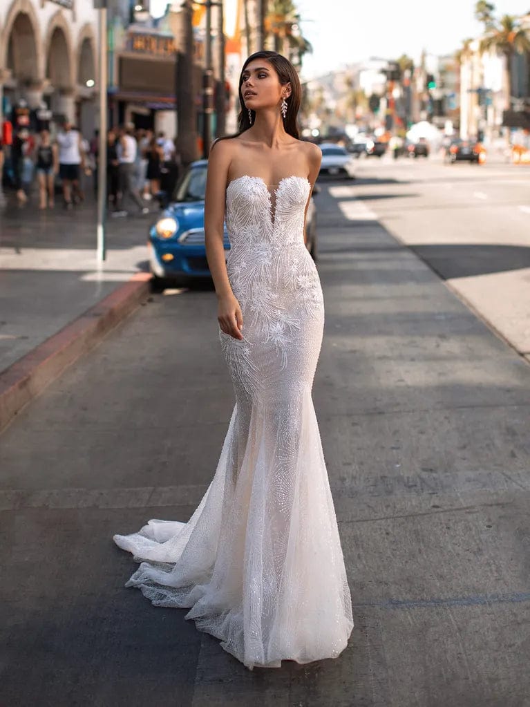 Pronovias Lansbury - Size 12
