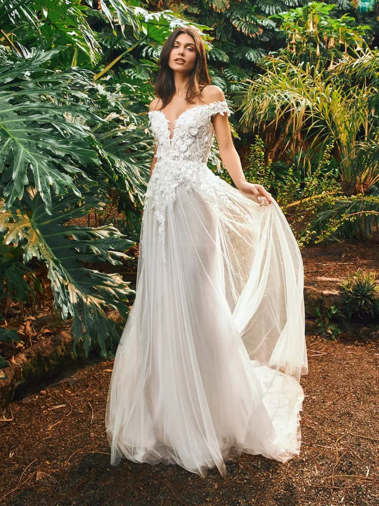 Pronovias Lenkois - Size 12 - Image 3