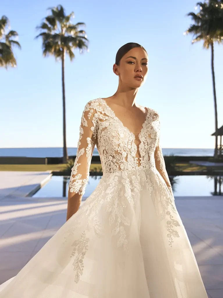 Pronovias Mariama - Size 18 - Image 3