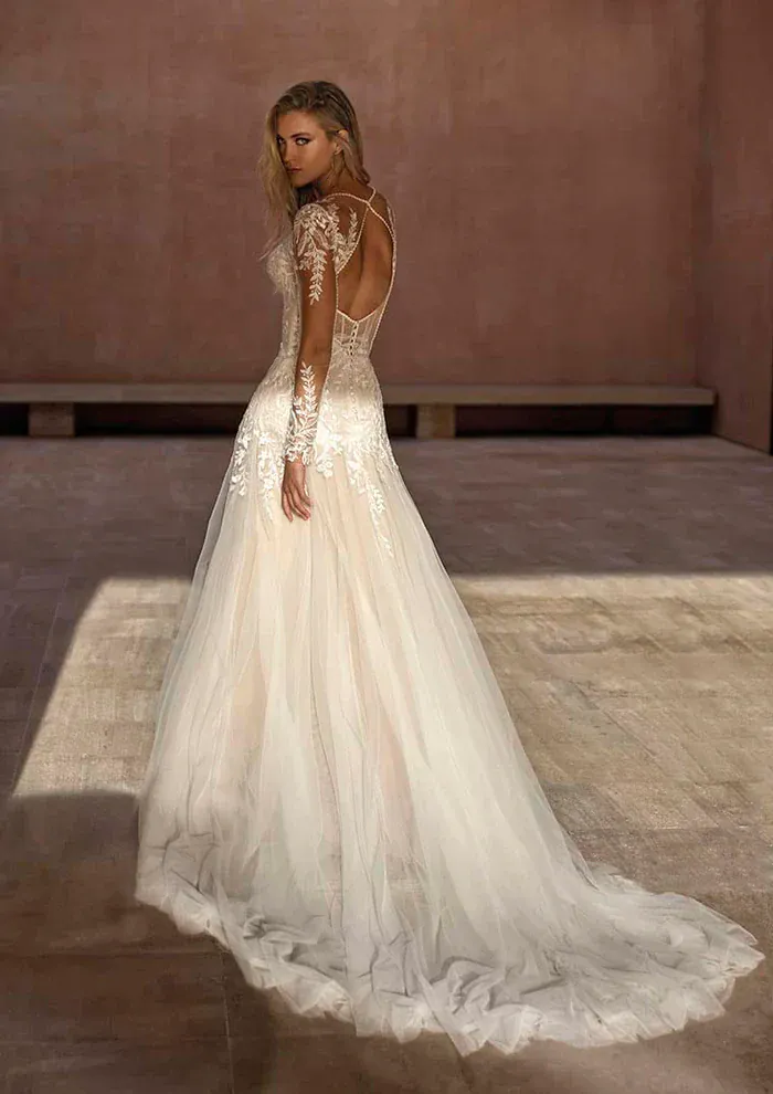 Pronovias Milanis - Size 12 - Image 2
