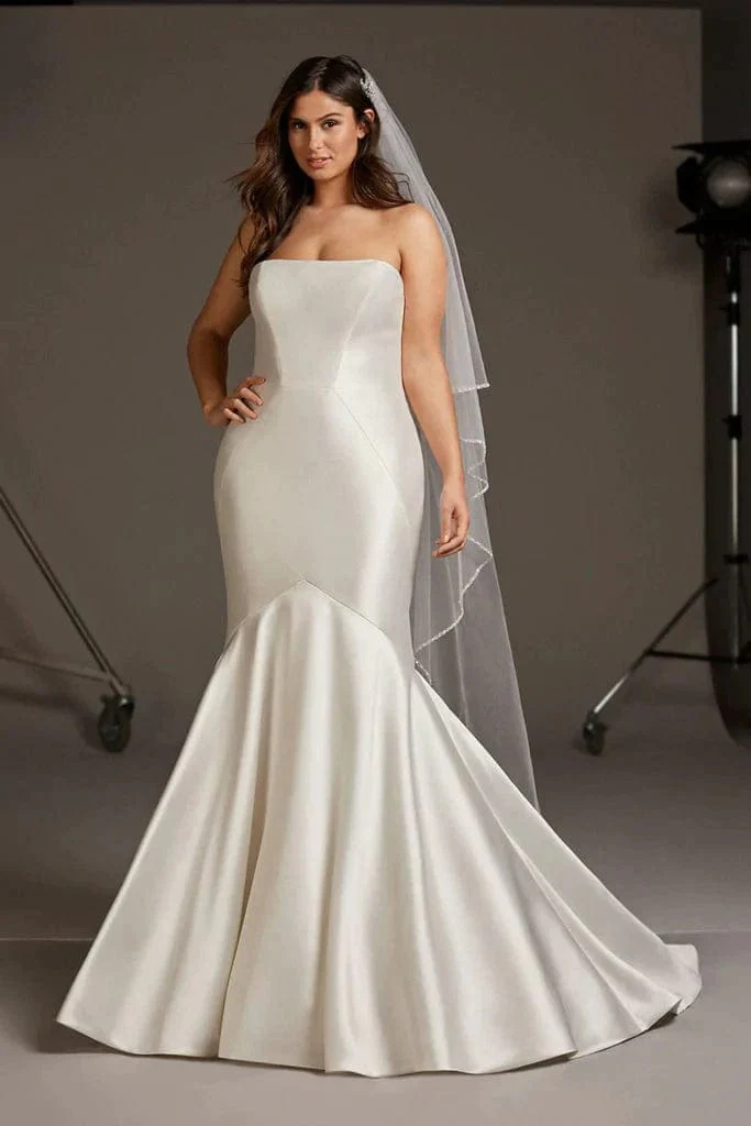 Pronovias Oberon - Size 22