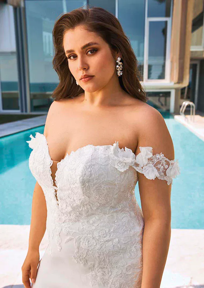 Pronovias Octavia - Size 20 - Image 3