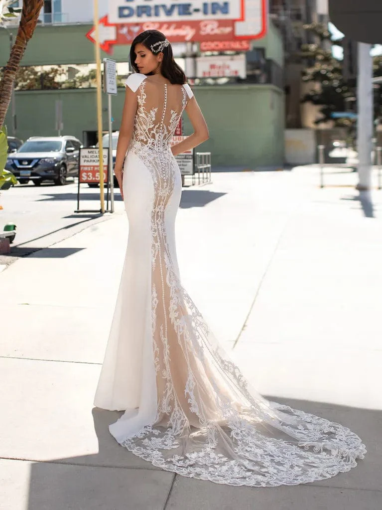 Pronovias Peters - Size 12 - Image 2