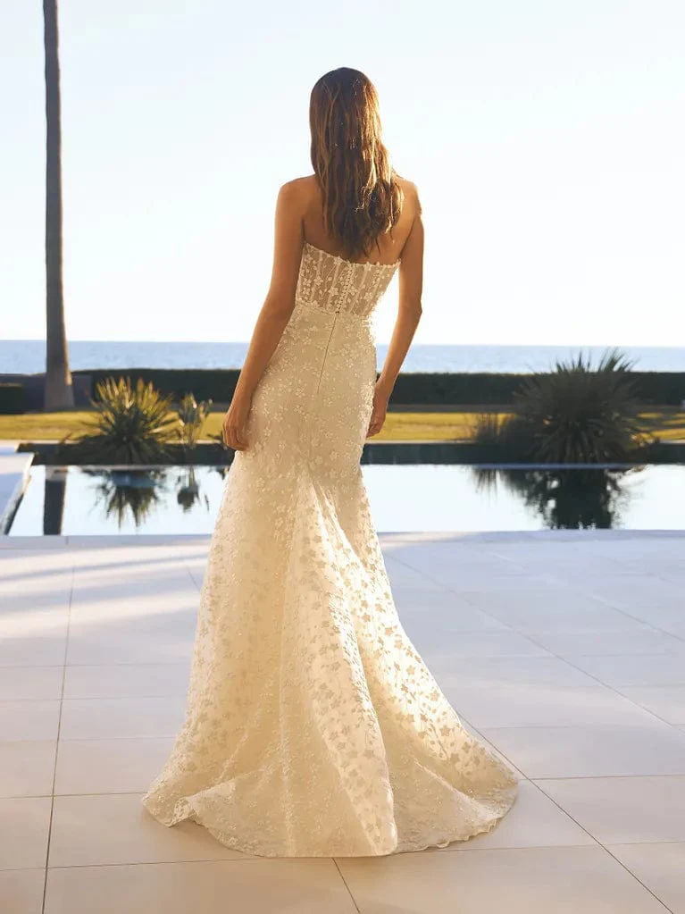 Pronovias Phoebe - Size 12 - Image 2