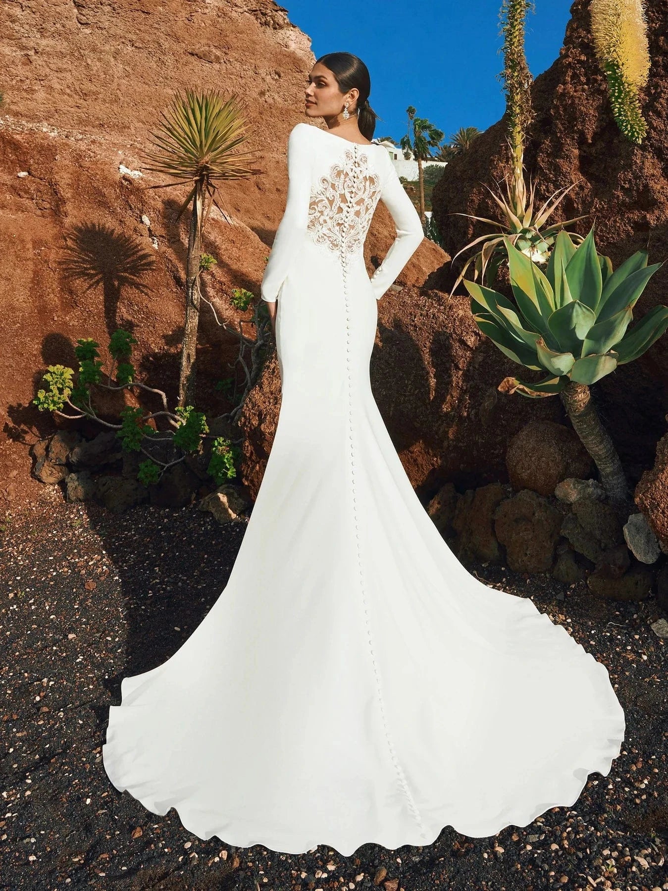 Pronovias Plitvice - Size 12 - Image 2