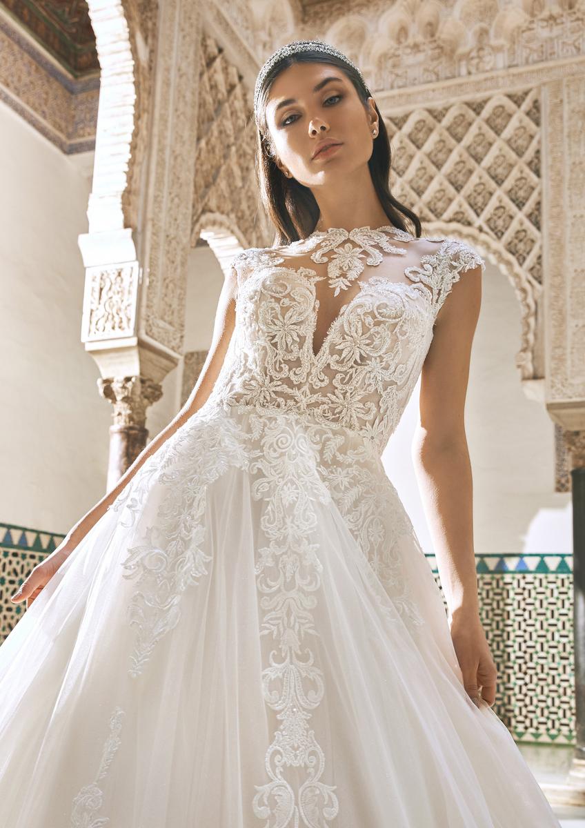 Pronovias Privee Bebelle - Size 14 - Image 3
