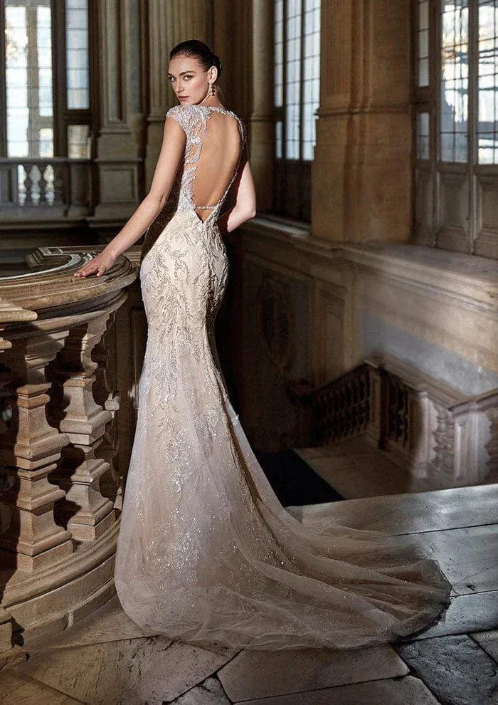 Pronovias Privee Blaze - Size 20 - Image 2