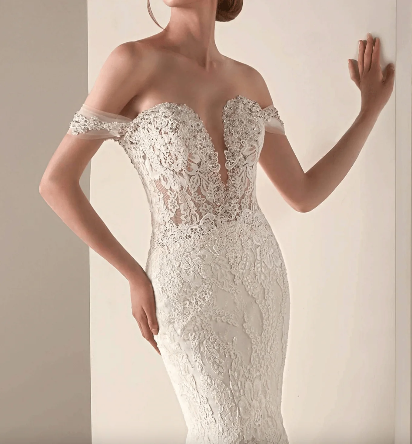 Pronovias Privee Imelda - Size 12 - Image 3