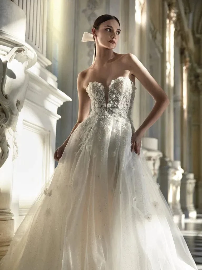 Pronovias Privee Isabella - Size 10 - Image 3