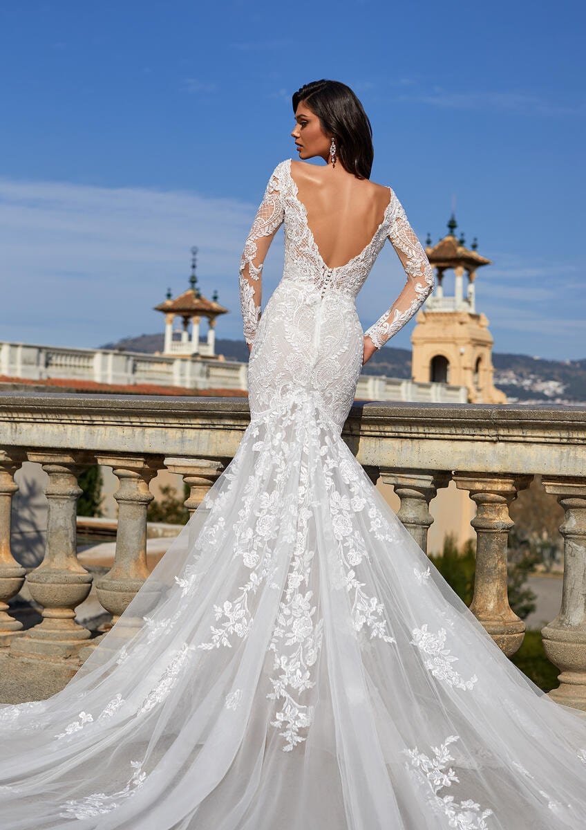 Pronovias Privee Jetta - Size 2 - Image 2
