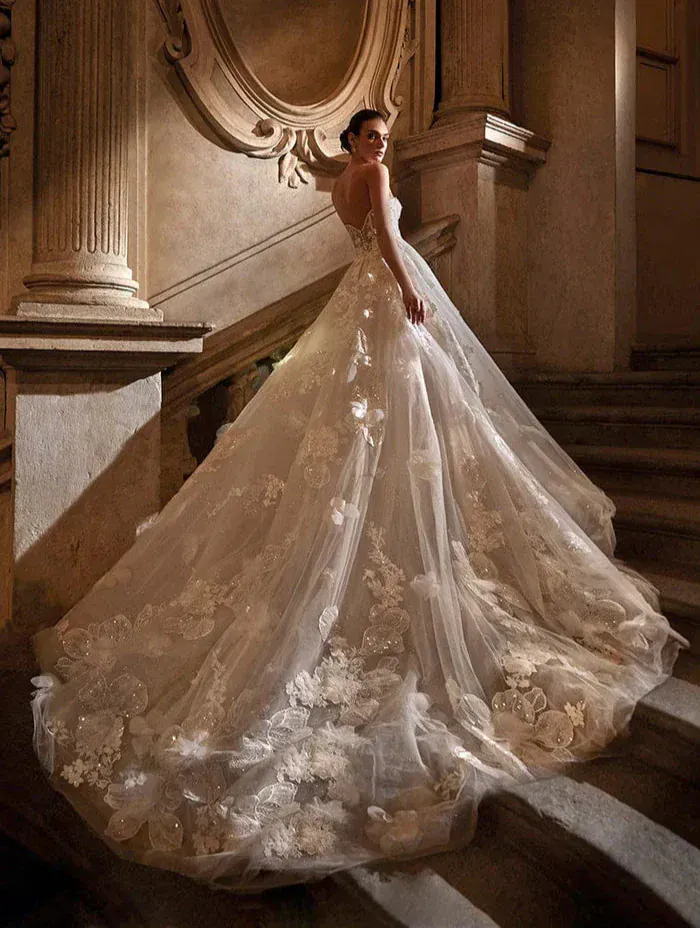 Pronovias Selenite - Size 12 - Image 2