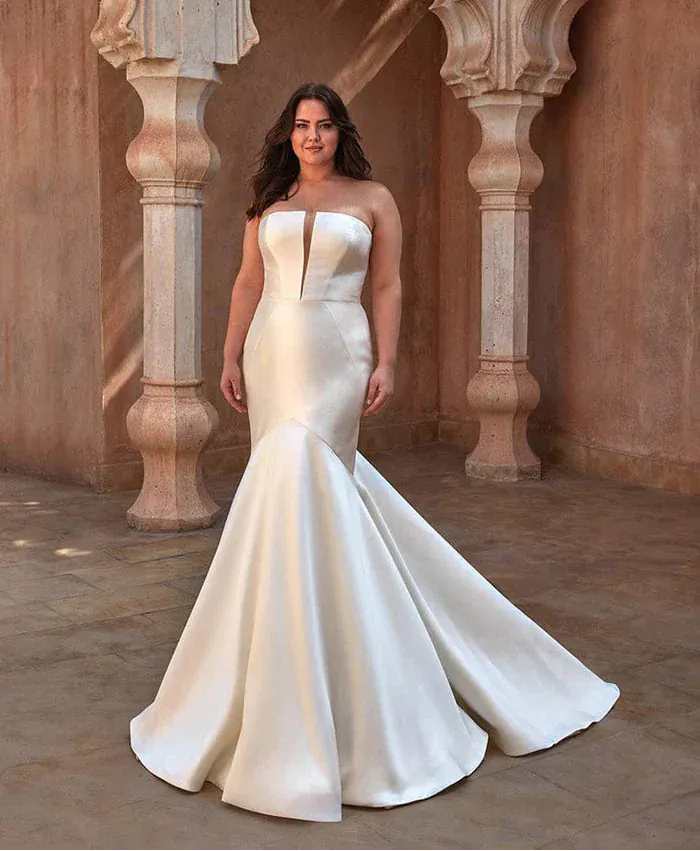 Pronovias Tasman - Size 18
