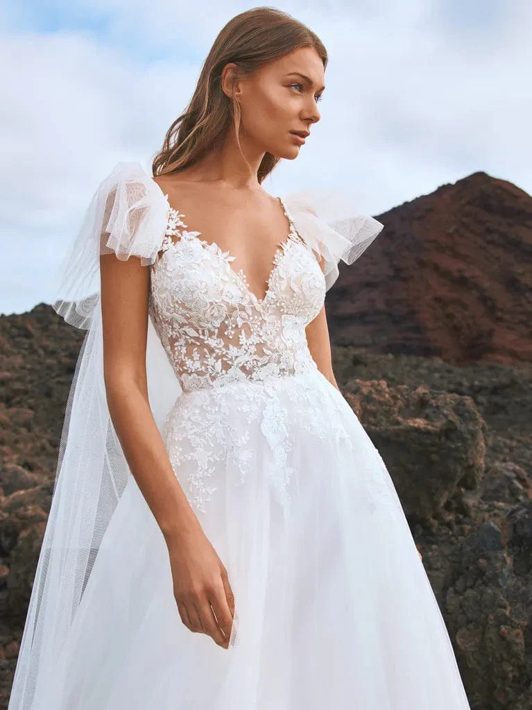 Pronovias Tianzi - Size 12 - Image 3