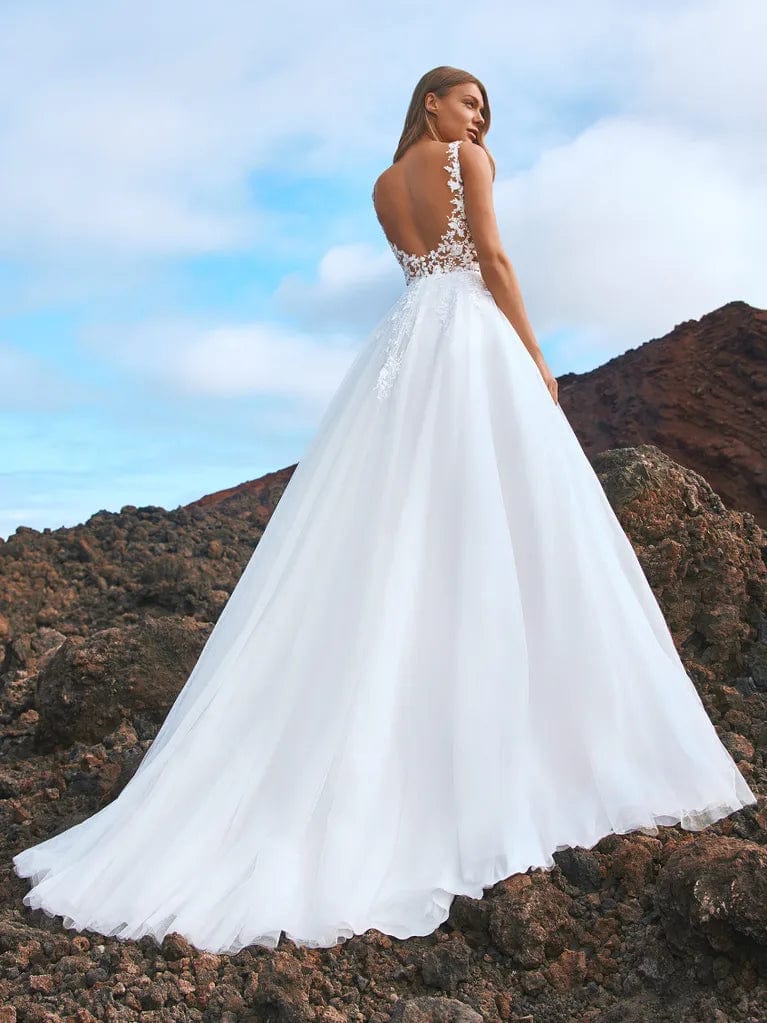 Pronovias Tianzi - Size 12 - Image 5