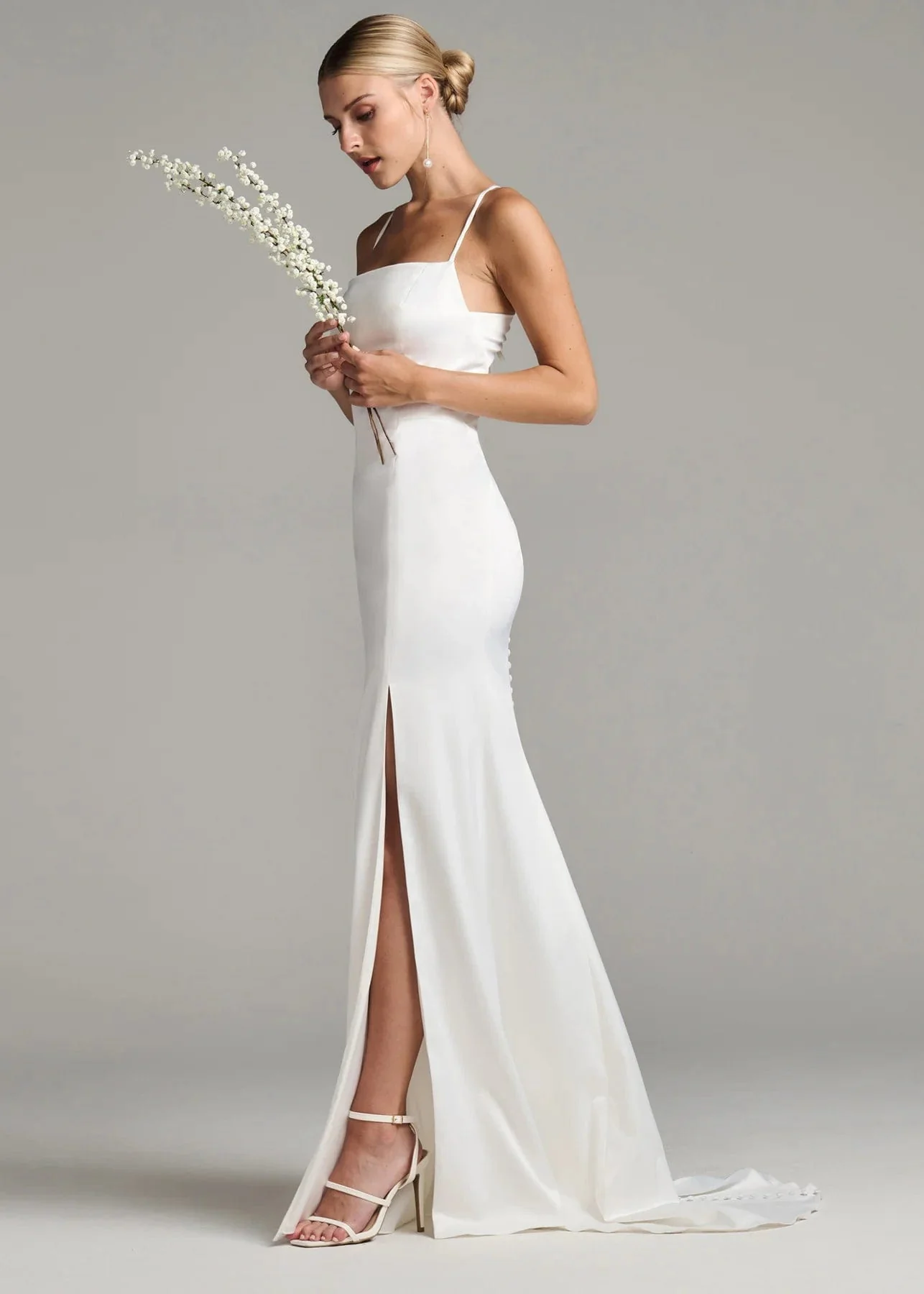 Renhue Naomi - Size 6 - Image 3