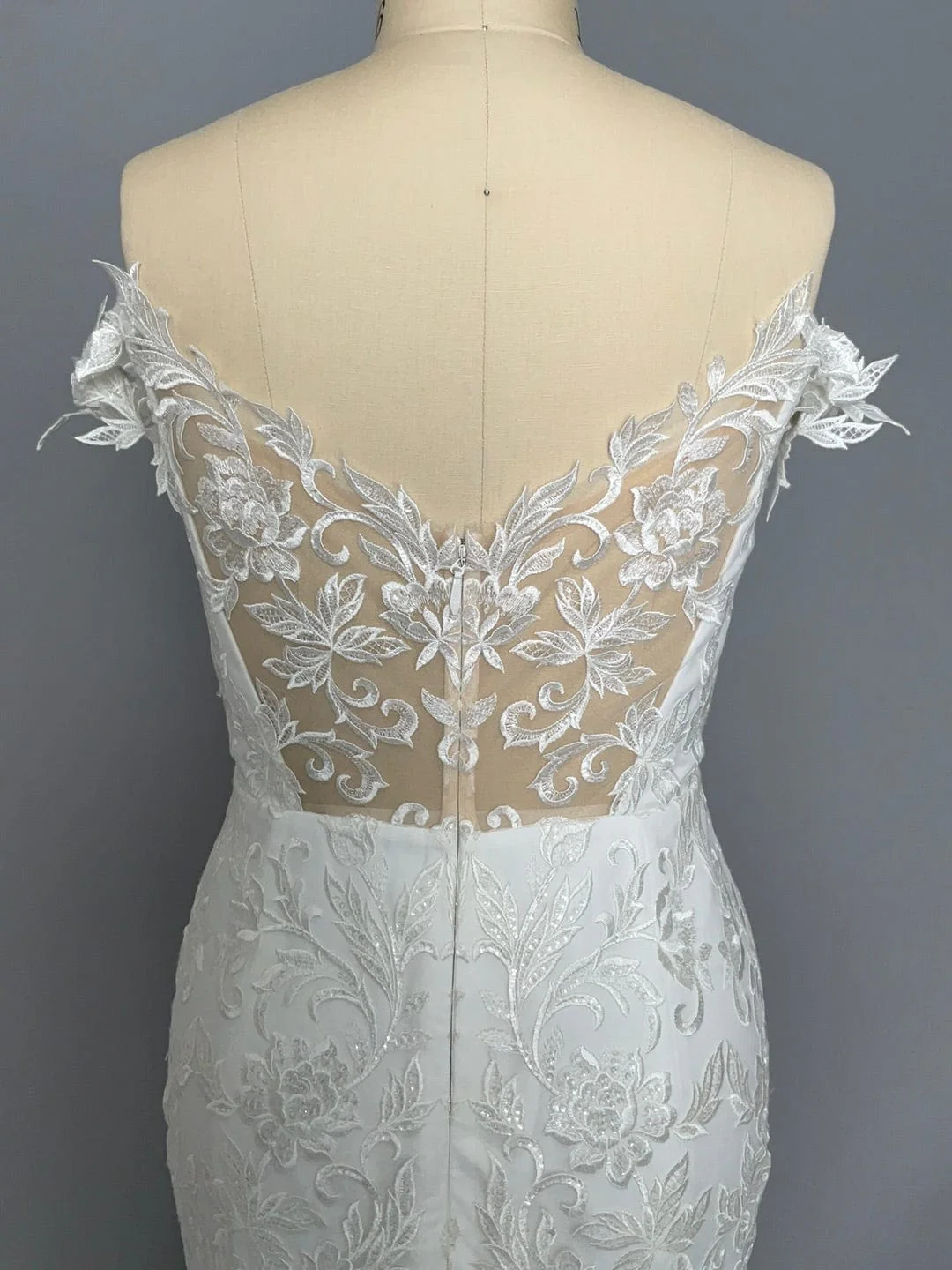 Legends by Romona Keveza L9150 - Size 20 - Image 6