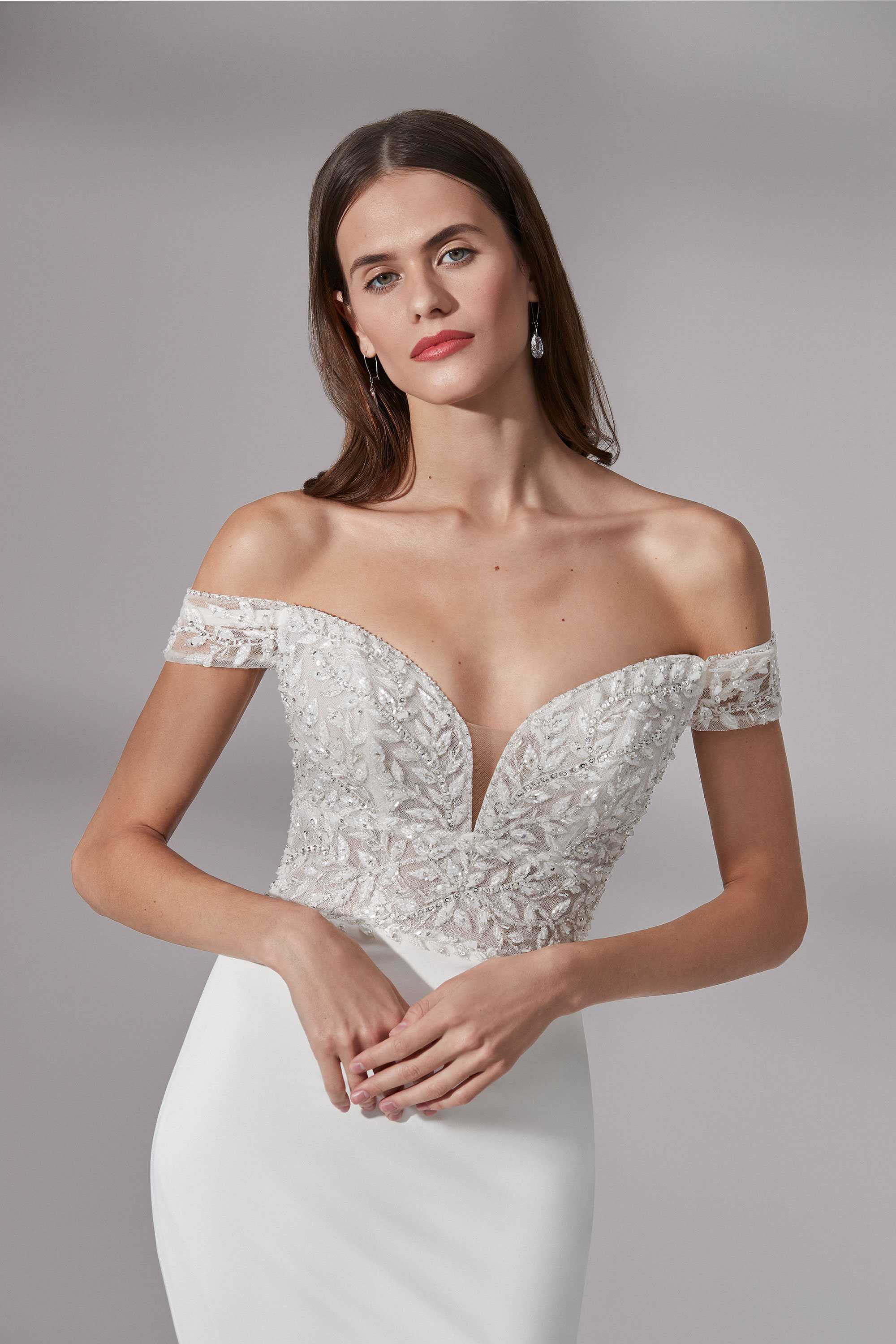 Signature by Justin Alexander 99187 - Size 12 - Image 3