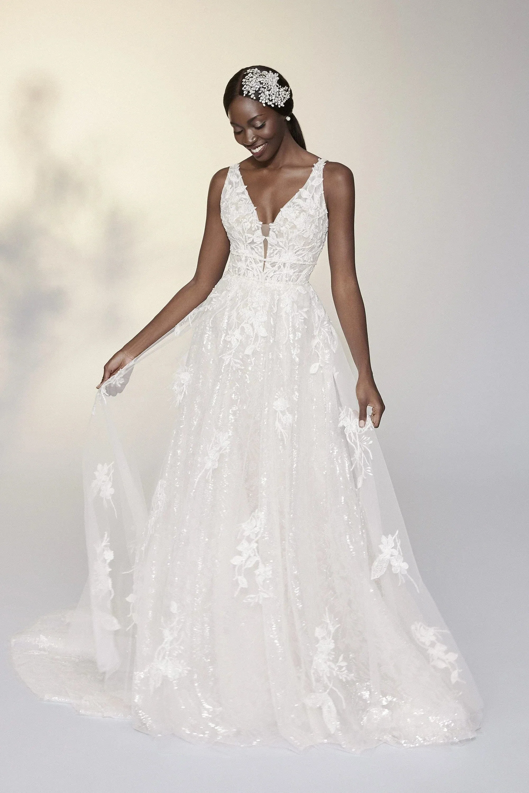 Signature by Justin Alexander 99208 - Size 18 - Image 3