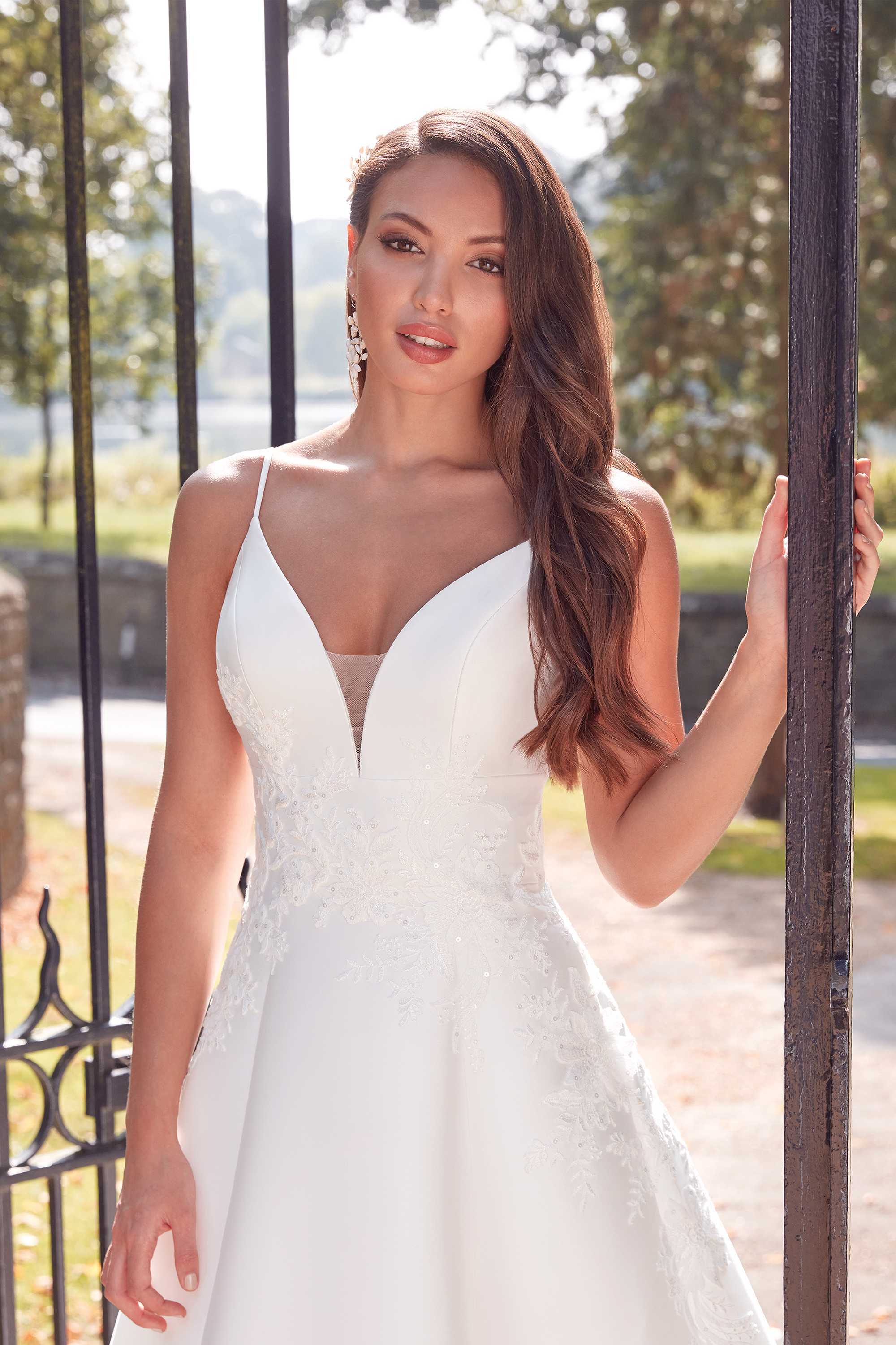 Sincerity Bridal 44324 - Size 24 - Image 3