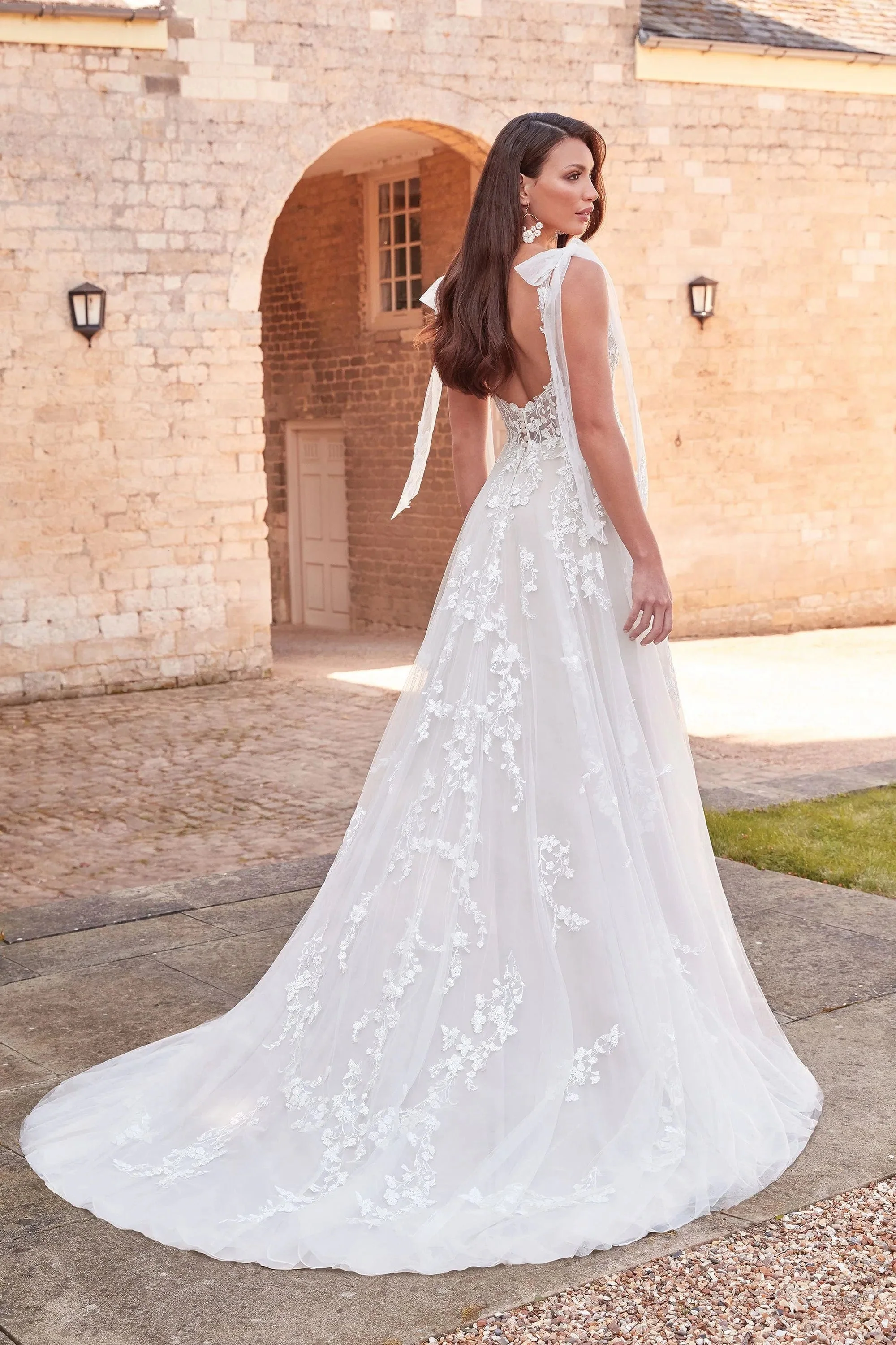 Sincerity Bridal 44346 - Size 22 - Image 2