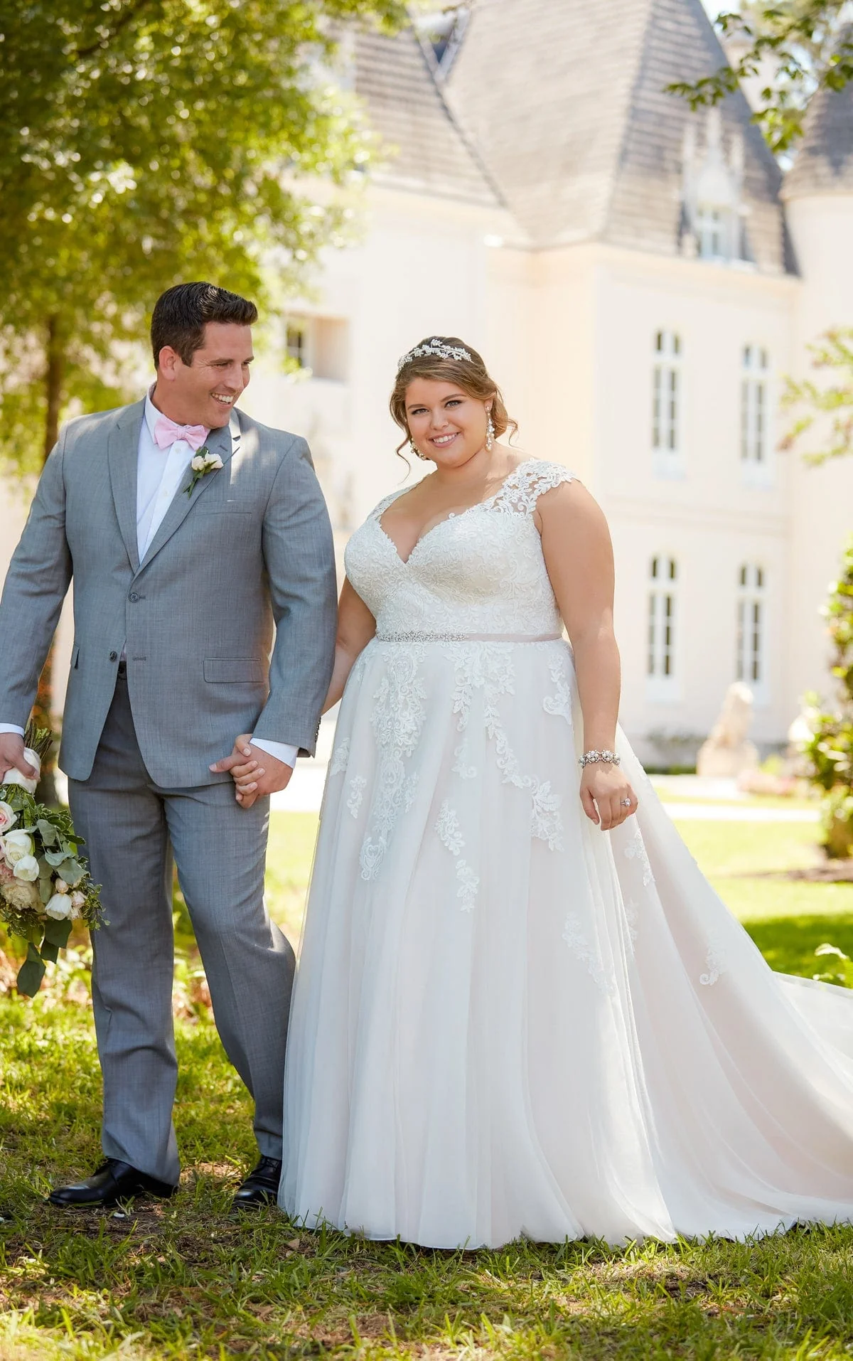 Stella York 6391 - Size 22 - Image 3