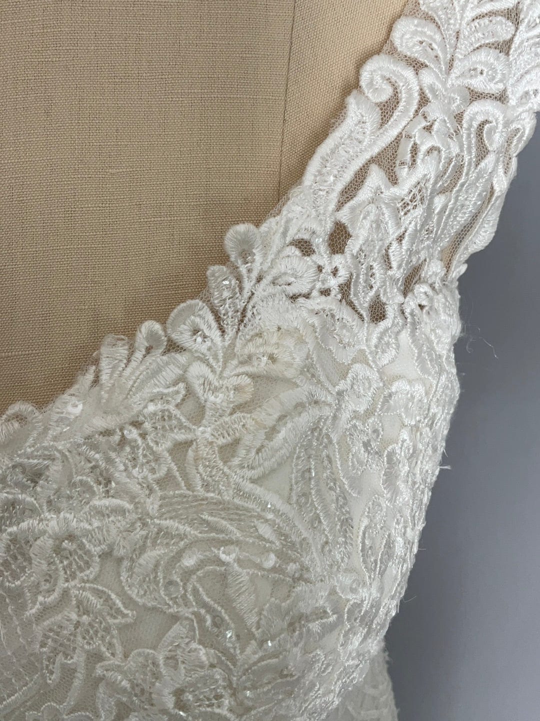 Stella York 6571 - Size 22 - Image 7